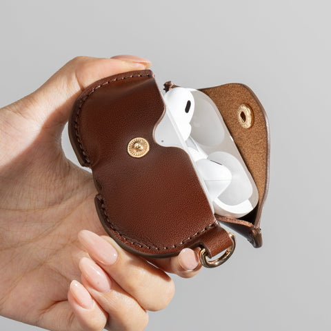 Capa AirPods de couro genuíno premium com cordão de couro grátis