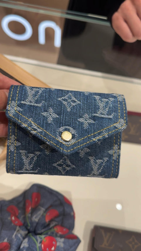 Mini borsa Capucines decorata in denim di lusso