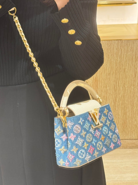 Mini borsa Capucines decorata in denim di lusso