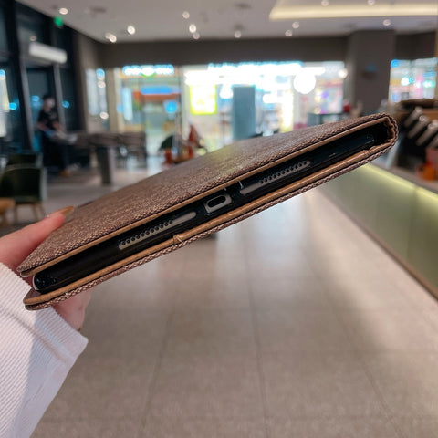 Prémiové klasické kožené pouzdro na tablet Apple iPad