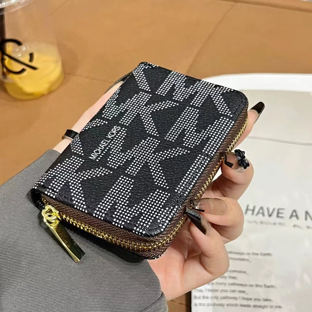 Luxuriöse MK & CO-inspirierte Reißverschluss-Geldbörsen-Kollektion