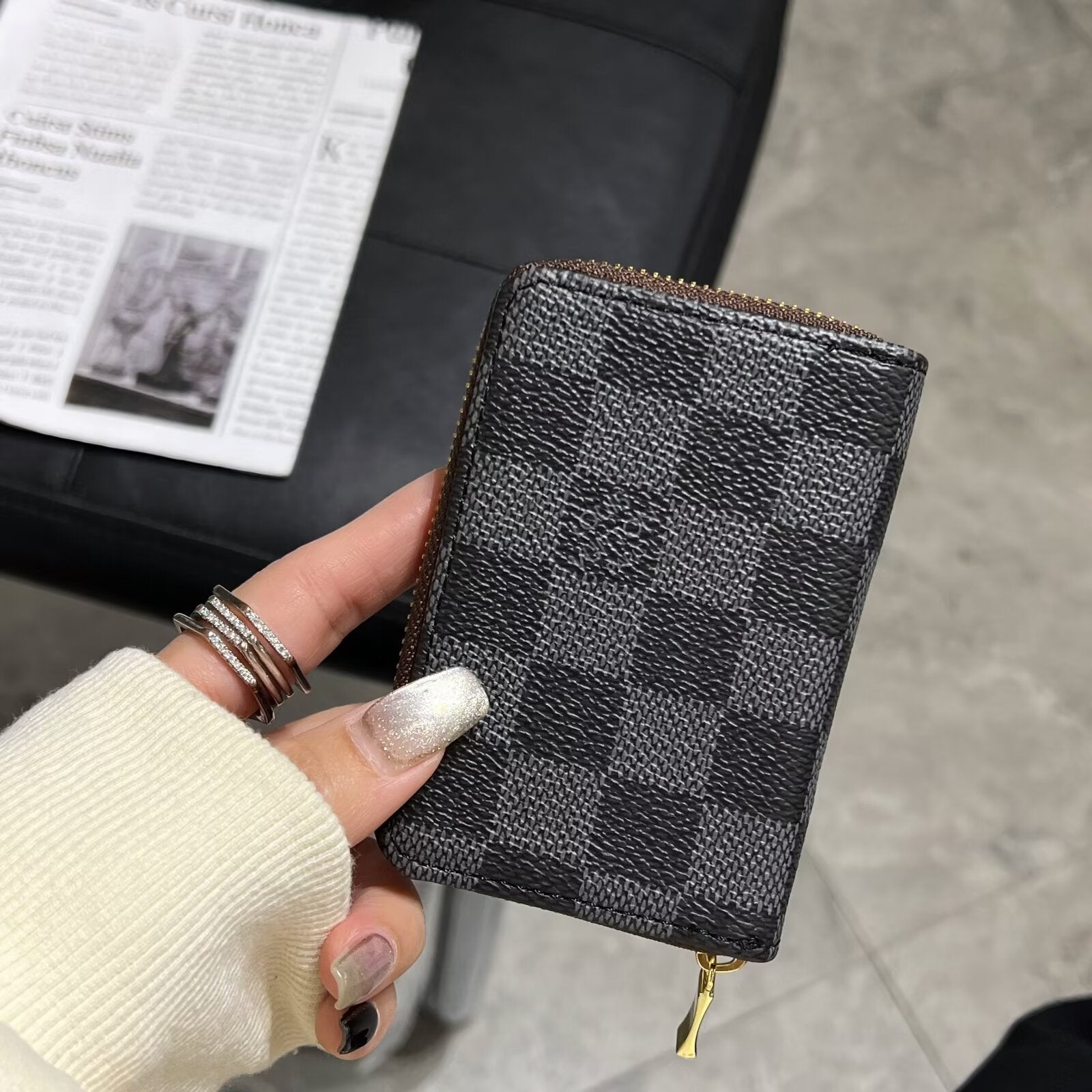 Συλλογή Luxury Monogram Zipper Wallet – Lou, GG και BBR