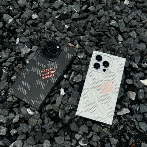 Luxuriöse quadratische iPhone-Hülle in Schwarz und Weiß