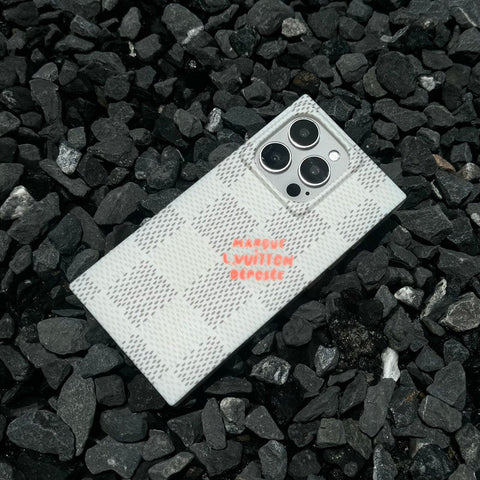 Luxuriöse quadratische iPhone-Hülle in Schwarz und Weiß