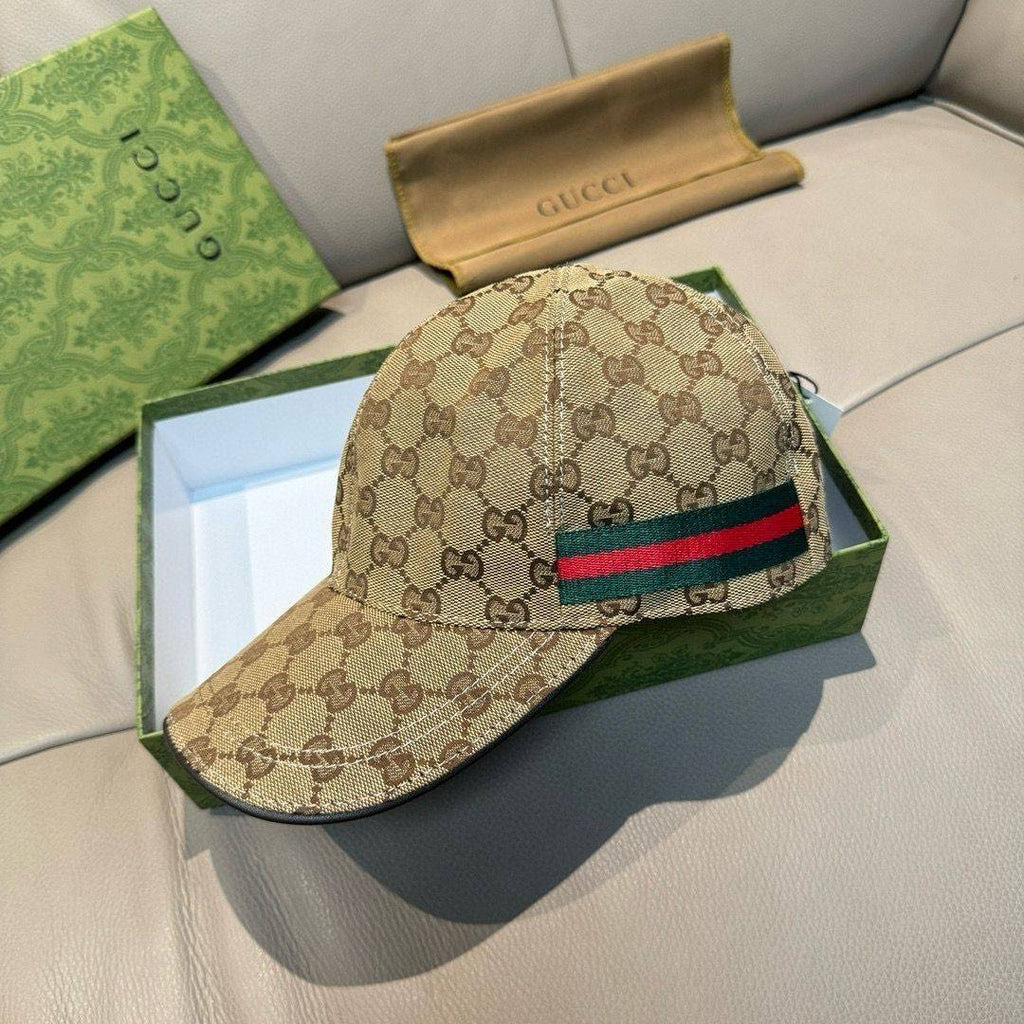 Classic luxury hat 02
