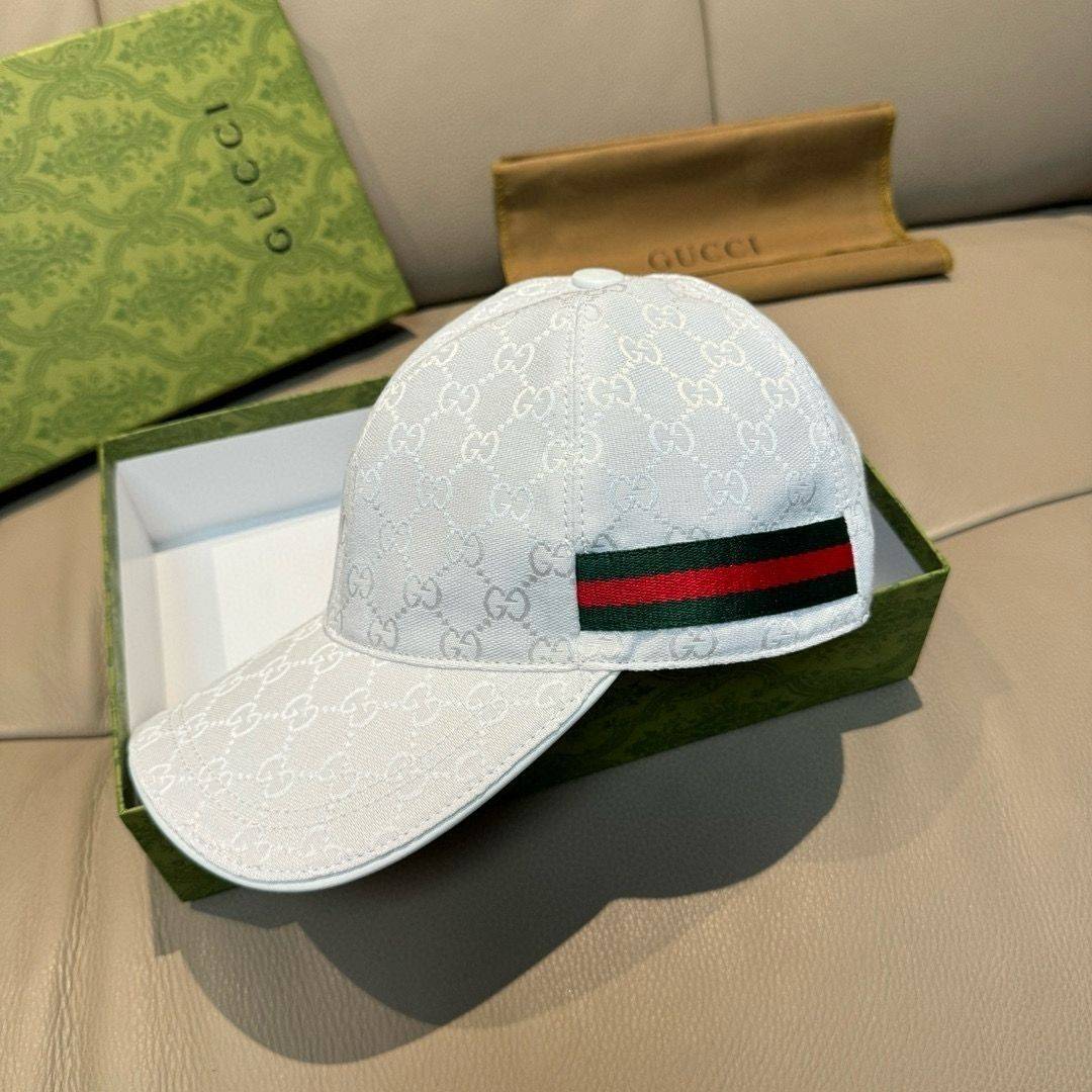 Classic luxury hat 02
