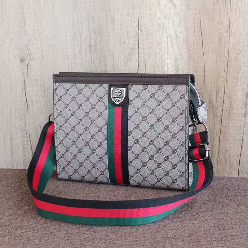 Pochette Monogramme Urbain 002