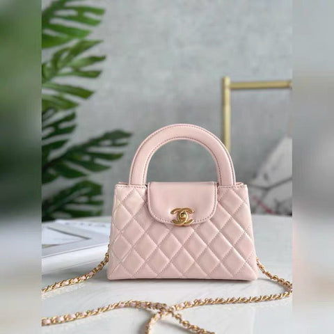 Noir gesteppte Mini-Tasche mit Tragegriff oben und Kette 026