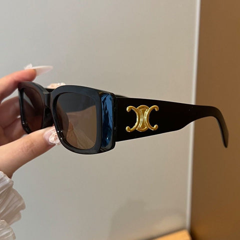 Óculos de sol retrô luxuosos com placa dourada