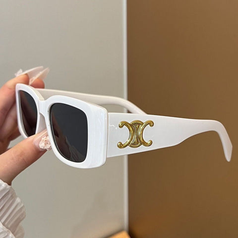 Óculos de sol retrô luxuosos com placa dourada