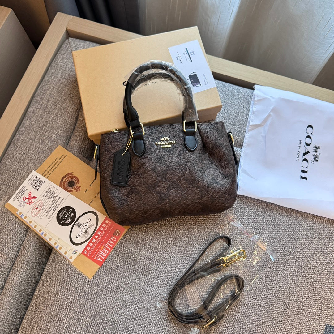 In Perfektion gefertigt: Lederhandtasche mit luxuriösem Touch