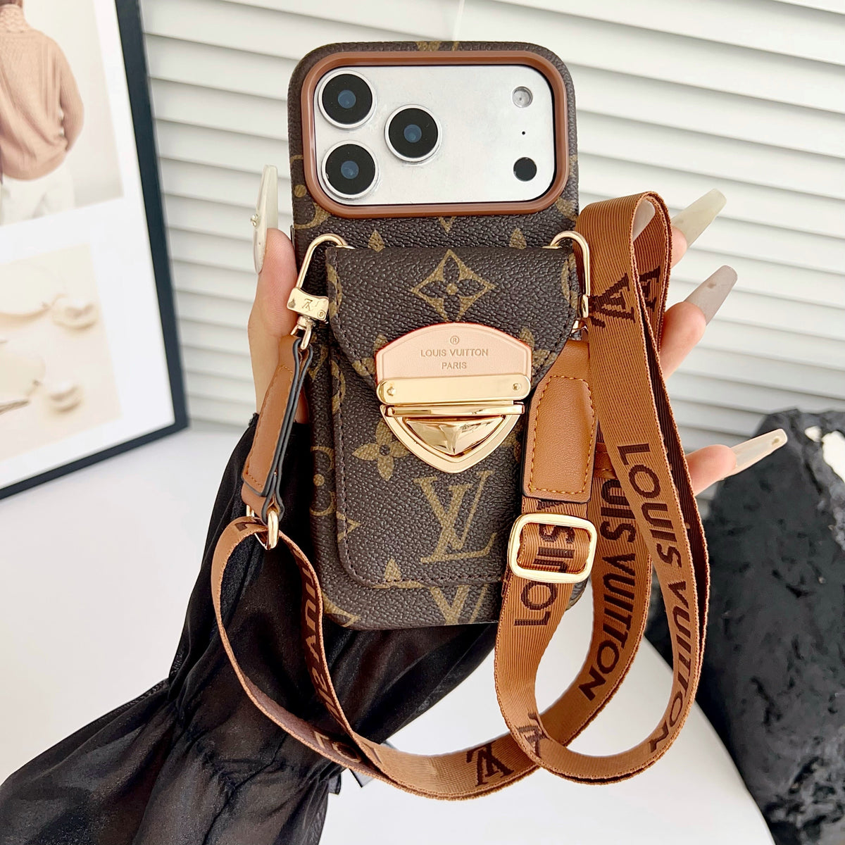 Custodia per iPhone a tracolla di lusso con tasca per carte e tracolla staccabile