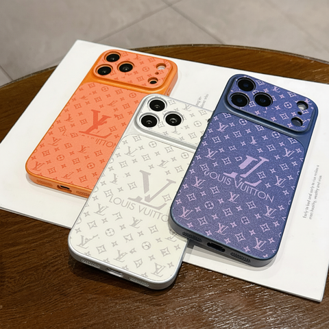 Luxuriöse iPhone-Hülle mit geprägtem Muster