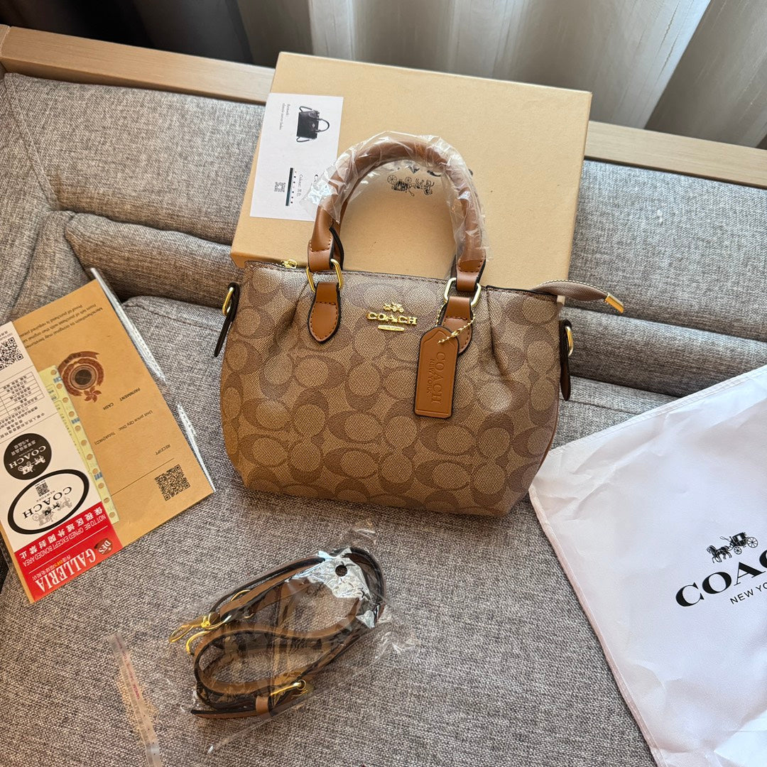 In Perfektion gefertigt: Lederhandtasche mit luxuriösem Touch