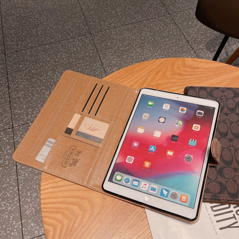 Prémiové klasické kožené pouzdro na tablet Apple iPad