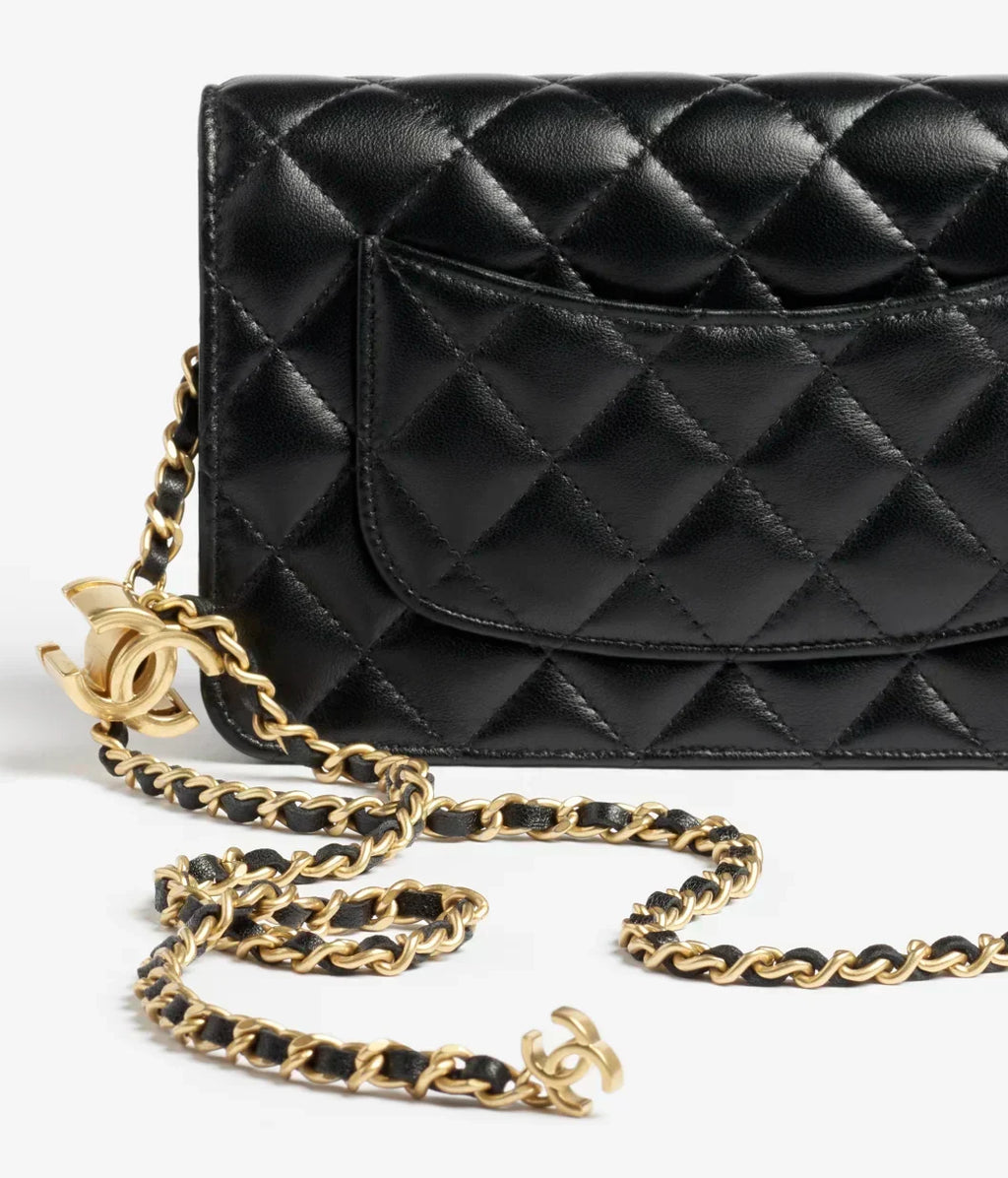 Wallet On Chain Shiny Lambskin Pearls Gold Tone Metal