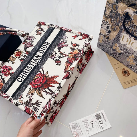 Chique e refinado: bolsa leve de couro luxuosa