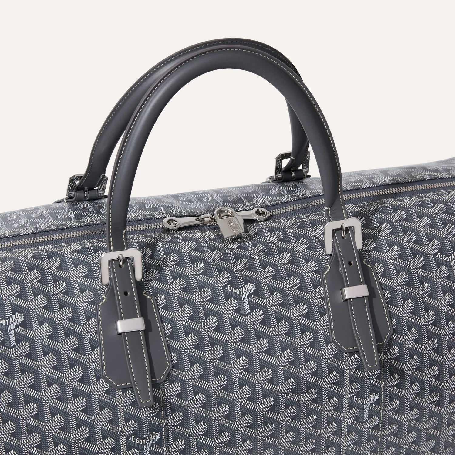 Luxury Weekender Travel Bag – Your Perfect Companion for Every Getaway