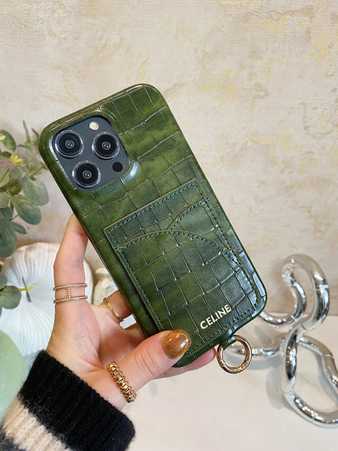 Celine iPhone-Hülle mit Alligatormuster, Kartenhalter und Riemen, Grün -EYP241415