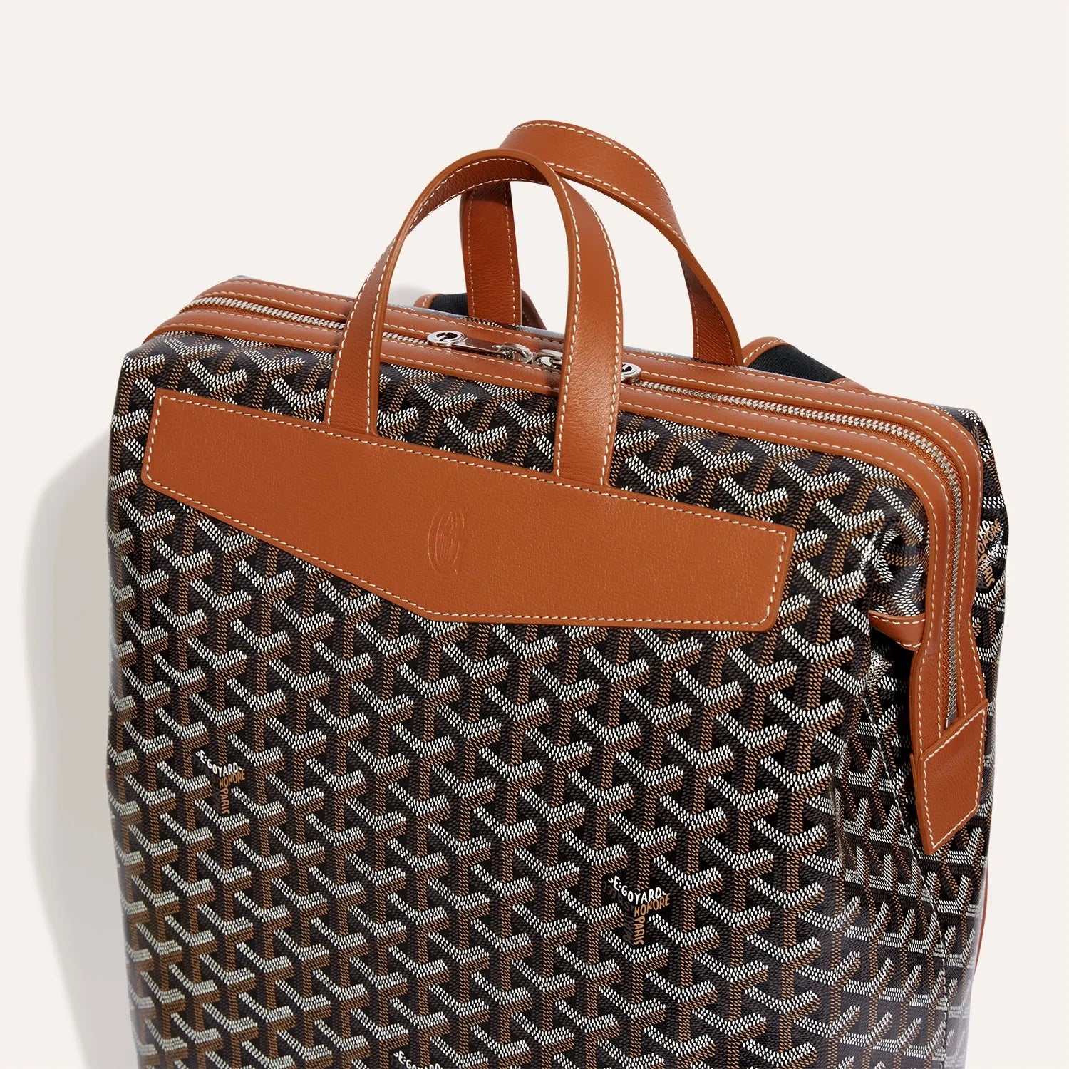 Mochila de lujo moderna: su compañera de viaje perfecta & para el día a día