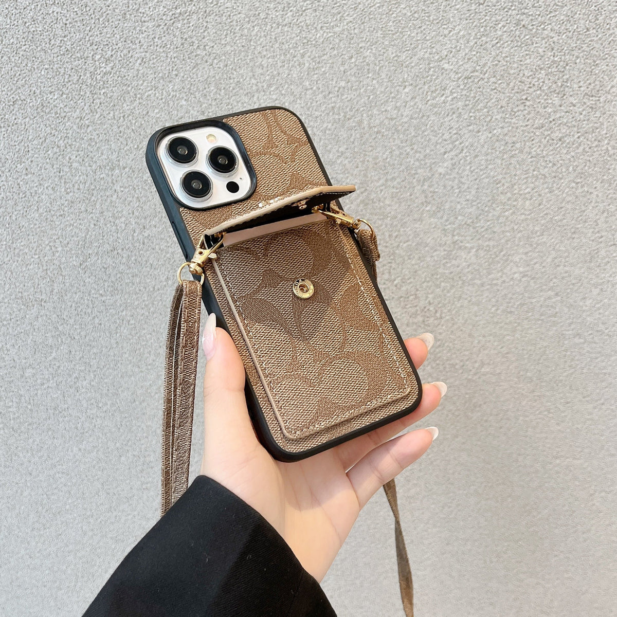 Klasisks iPhone korpuss ar kartes turētāju un siksniņu gaiši brūns -SJ240513