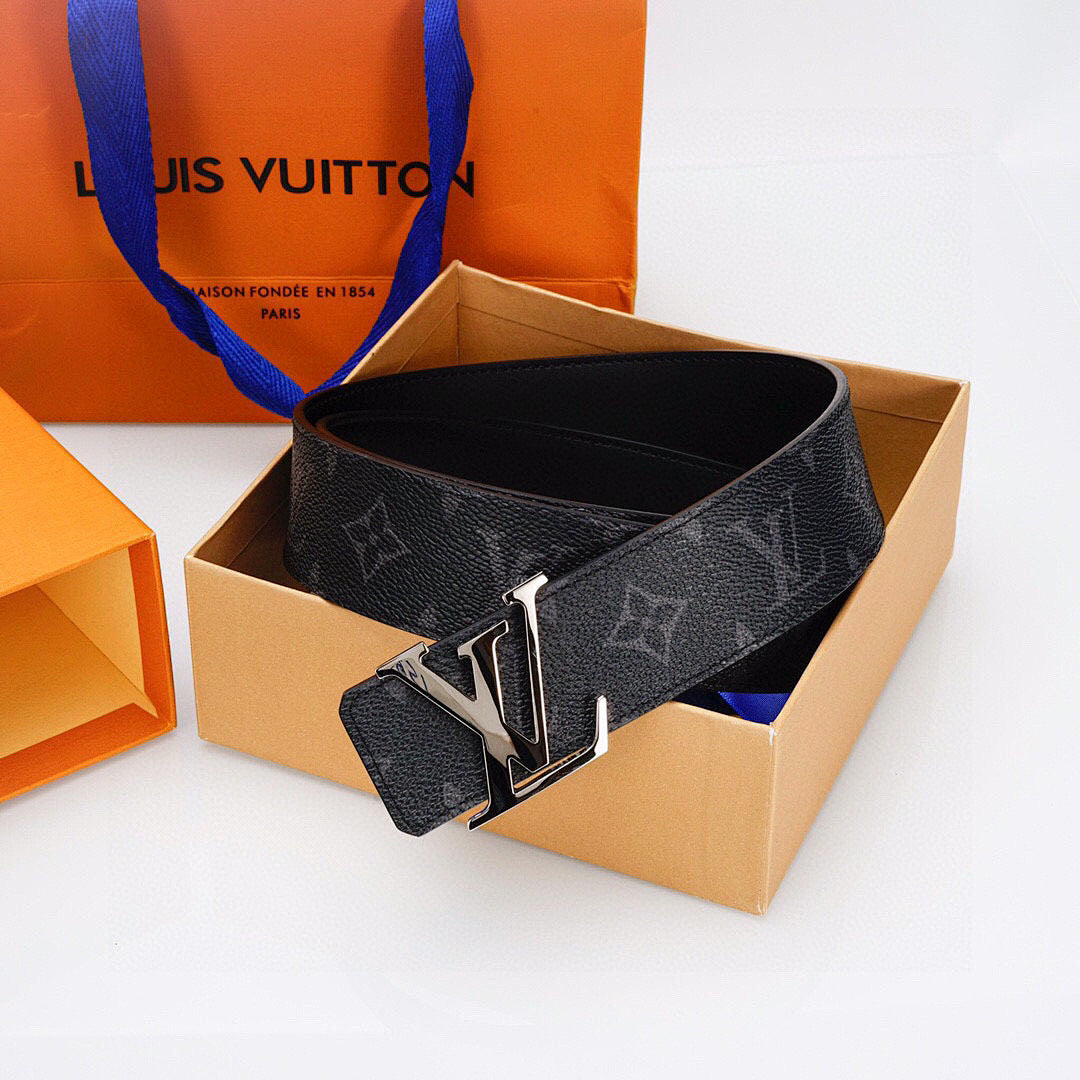 Luxus fekete monogram öv ezüst csattal