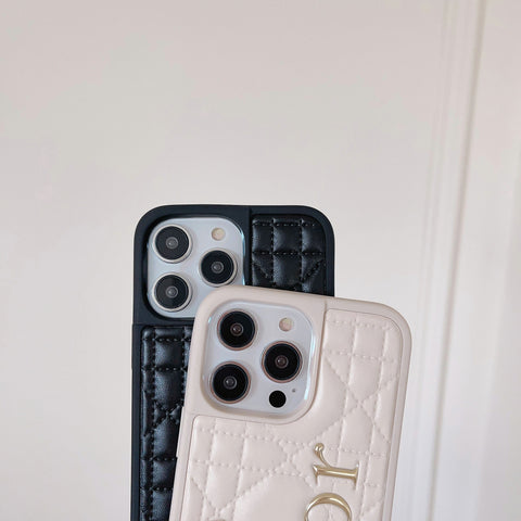 ファッションゴールドロゴレザーiPhoneケース