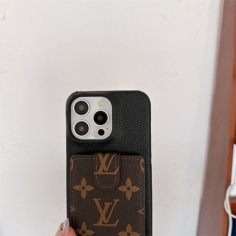 Luksusowa torba na karty z łańcuszkiem na ramię. Etui na iPhone'a
