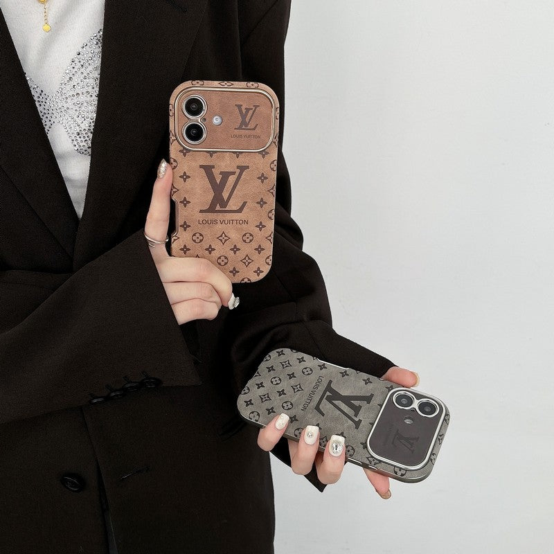 ラグジュアリーなブラウン&ブラックカラーのレザーiPhoneケース