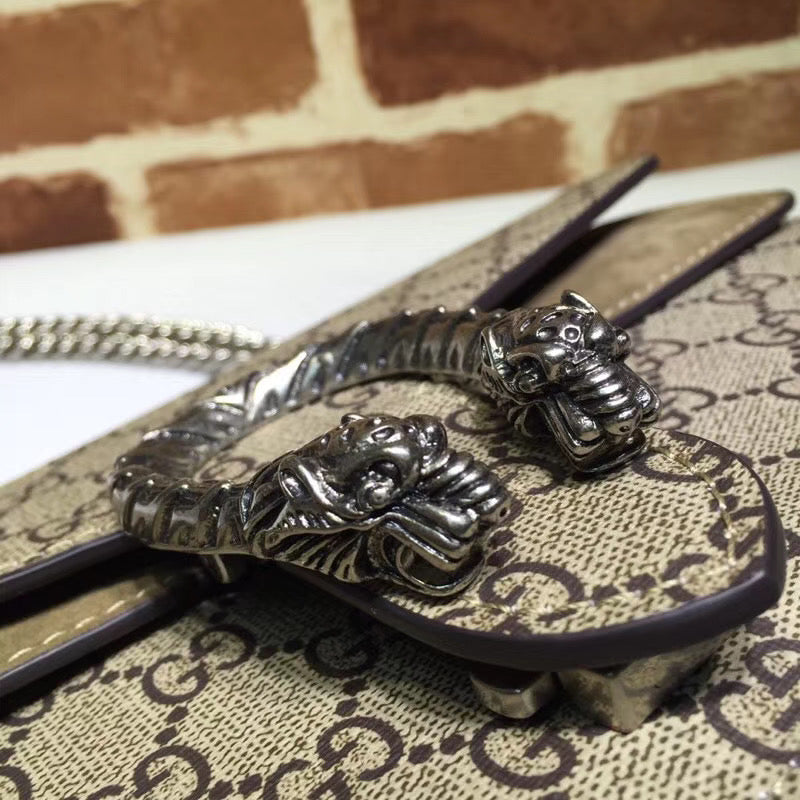 Handtasche mit klassischem GG-Monogramm