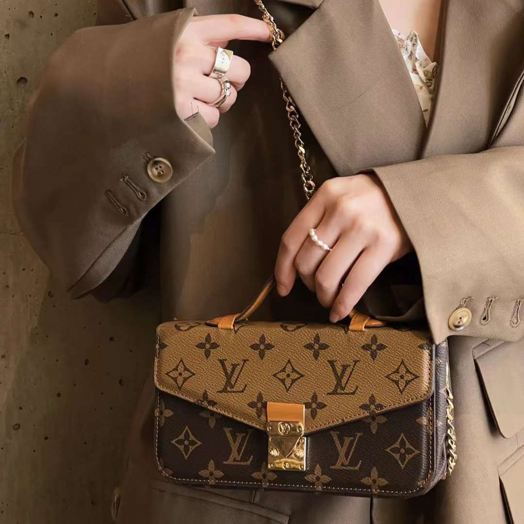 Sac en toile monogramme pour téléphone portable avec chaîne à bandoulière