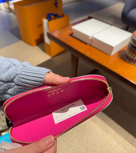 L--Inspired Card Holder Wallet: Chic & Functional!