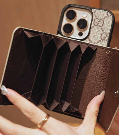 Premium Advanced iPhone-Hülle zum Umhängen mit Kartenhalter und Schultergurt